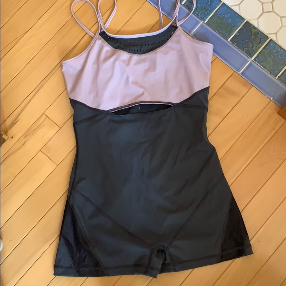 Sweaty Betty workout outfit
